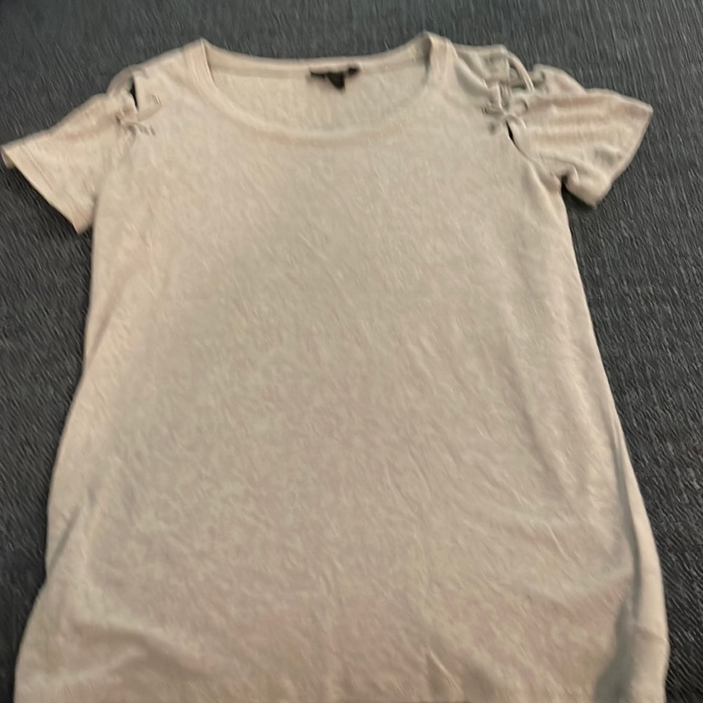 Jessica Simpson T shirt with decorative shoulders